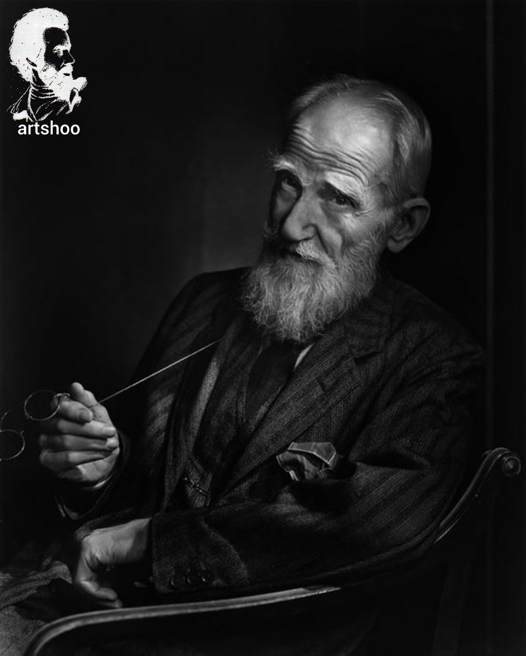 مدل پرتره سیاه قلم